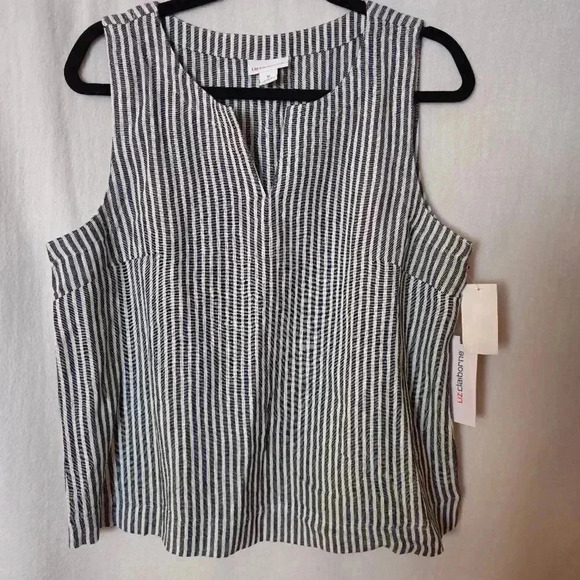 ♥Liz Claiborne linen/ rayon Top NWT - Picture 1 of 8